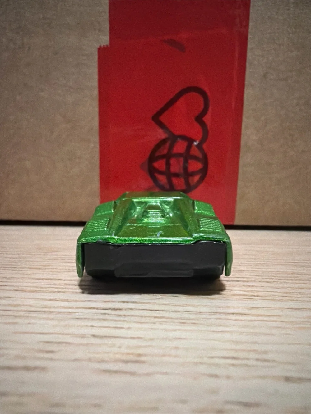 Vintage Lamborghini Countach “Fast Racing” Diecast Car